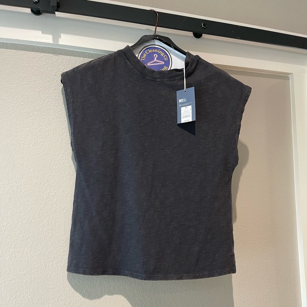Sleeveless Black shirt